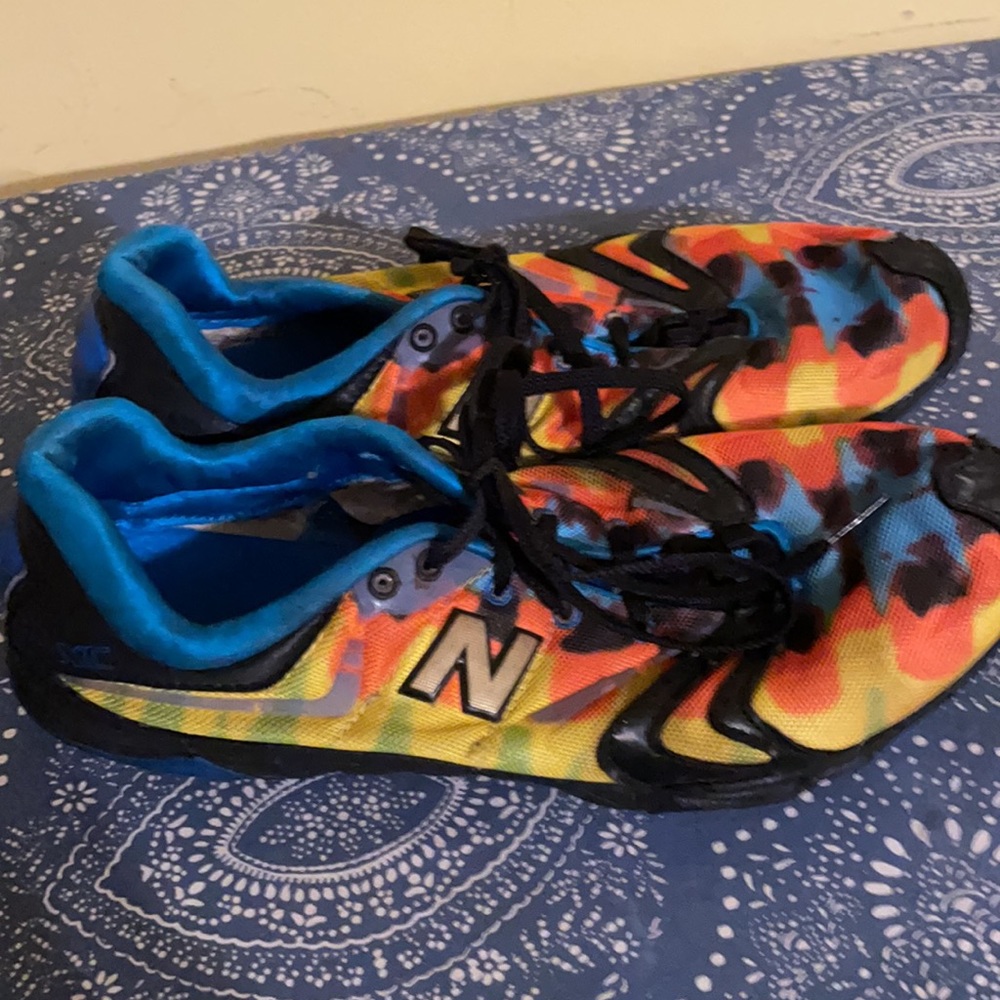 Used New Balance - Picture 2 of 5